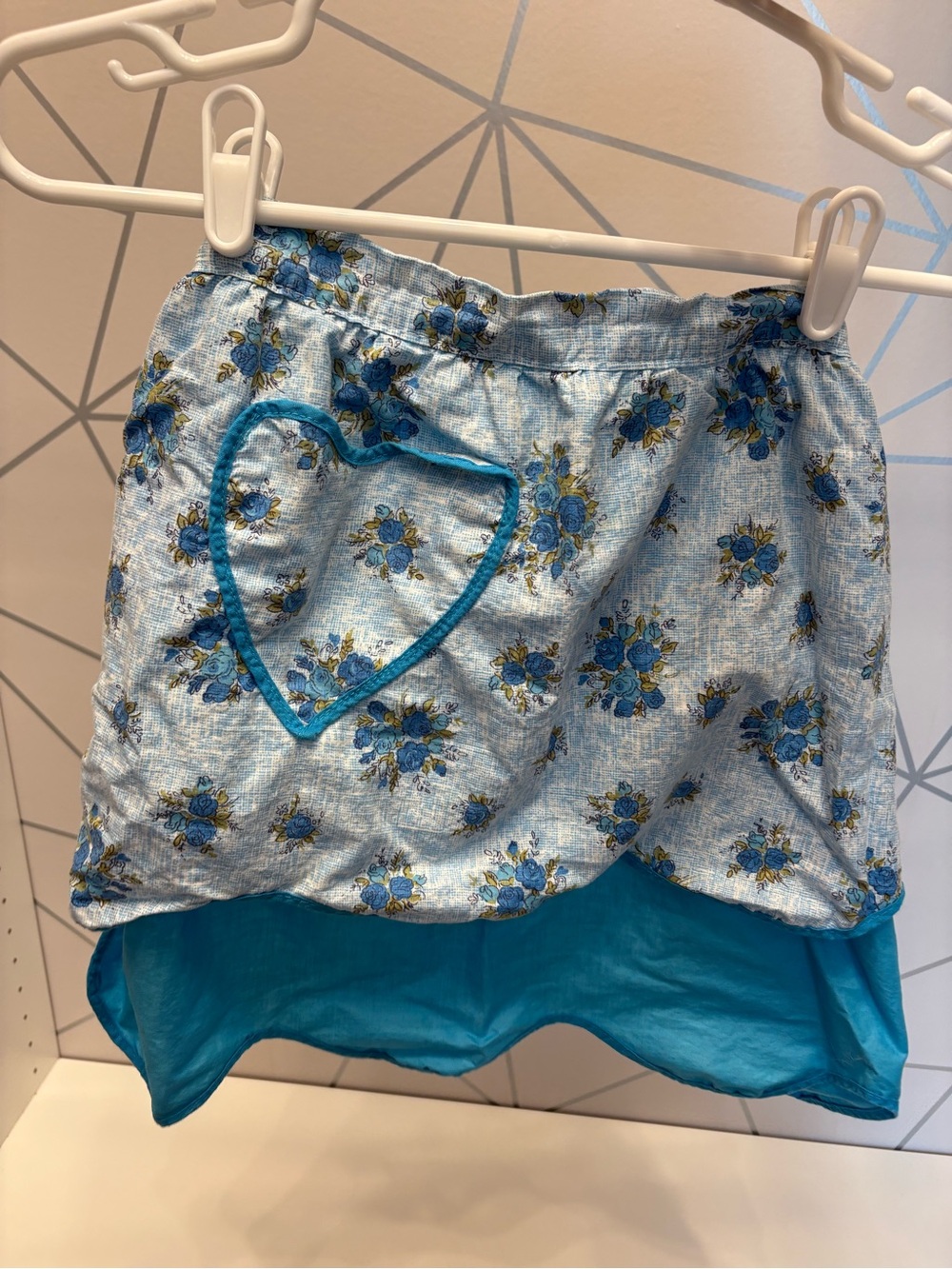 Vintage Blue Layered Scalloped Floral Half Apron With Heart Pocket Tie Back